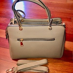 NWT pocketbook purse handbag. Would make a great gift